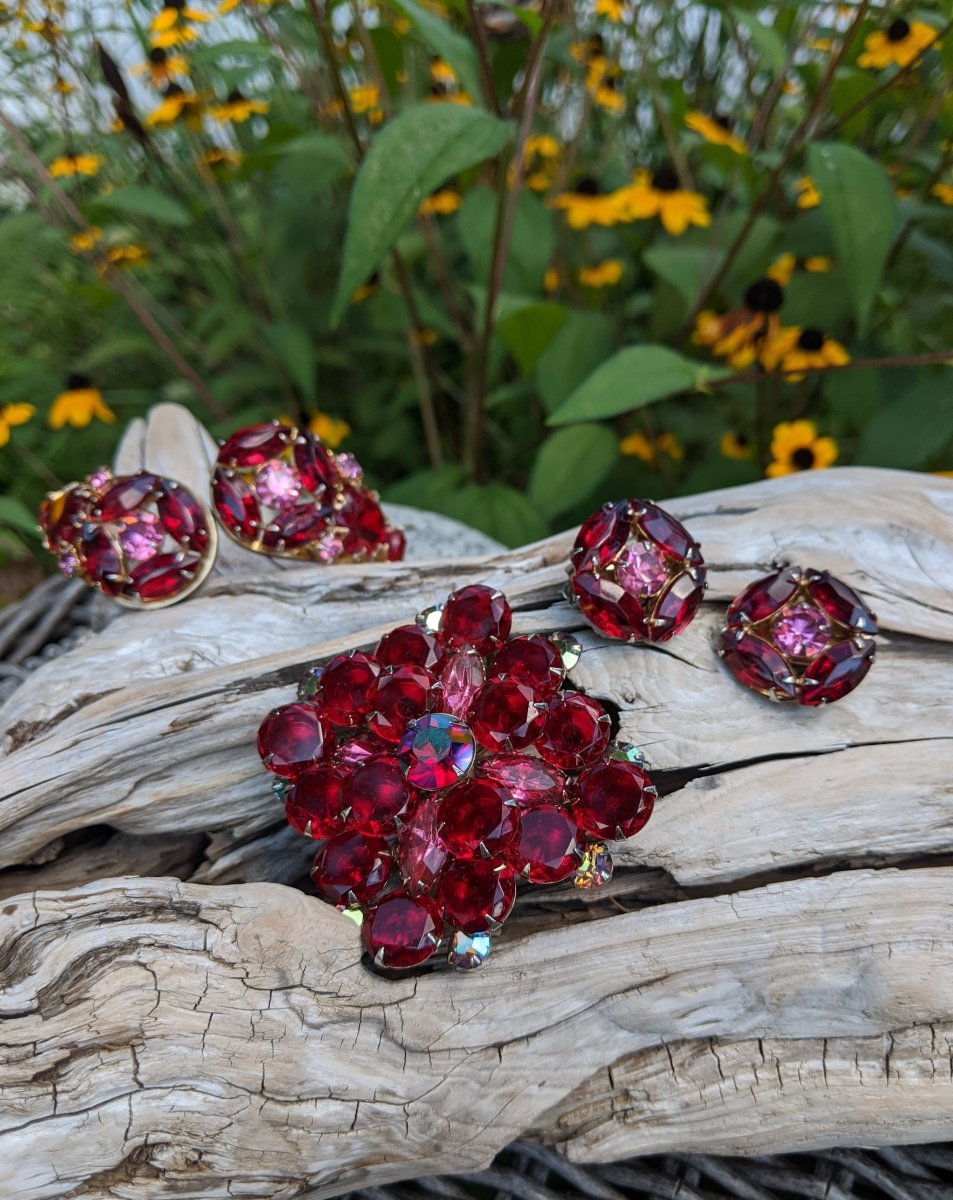 Vintage Red Rhinestone Trio - Dirty30 Vintage