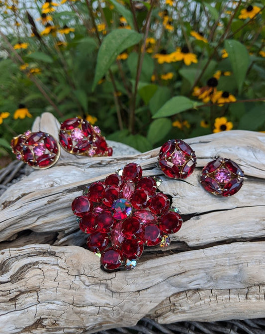 Vintage Red Rhinestone Trio - Dirty30 Vintage