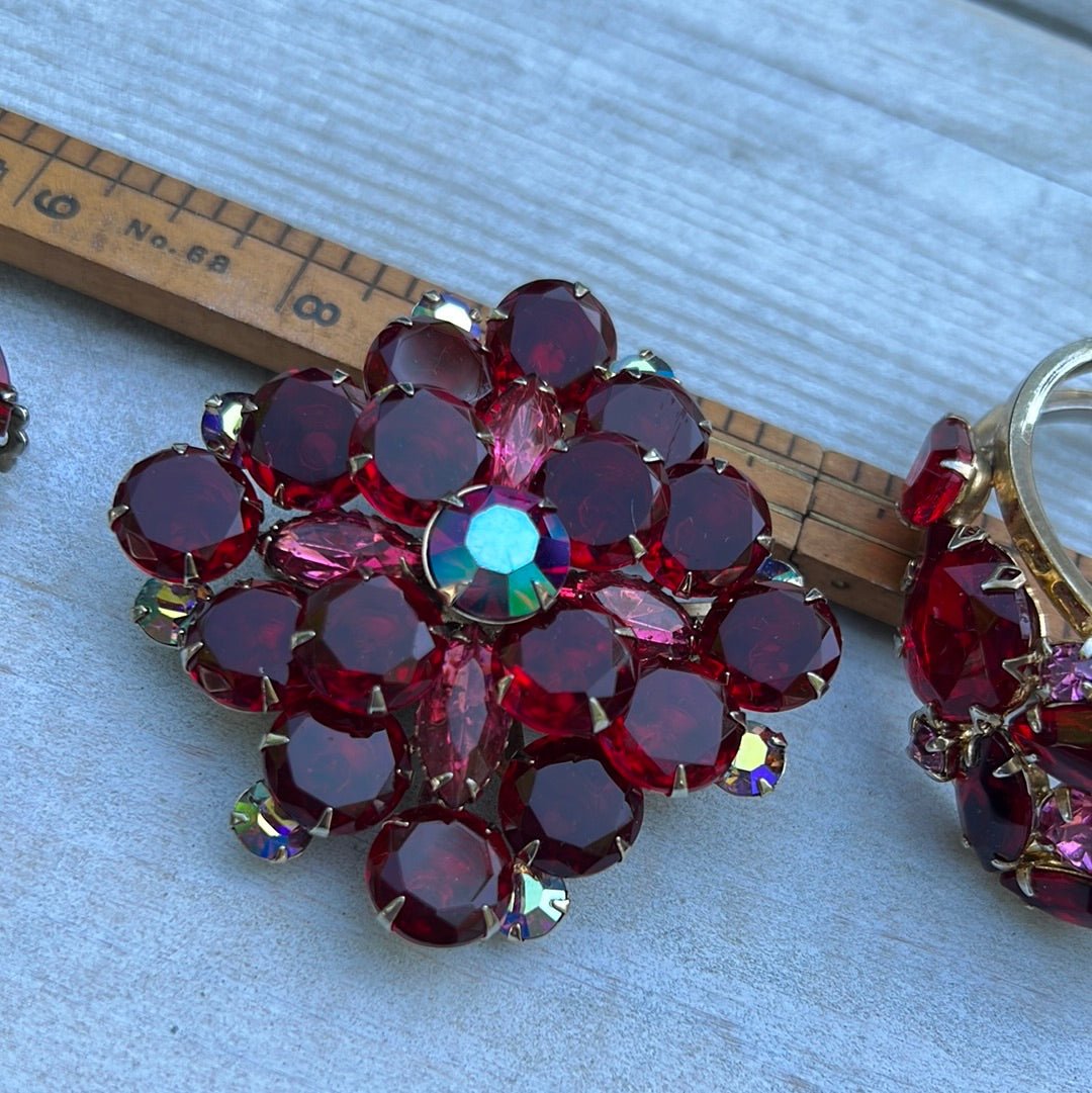 Vintage Red Rhinestone Trio - Dirty30 Vintage