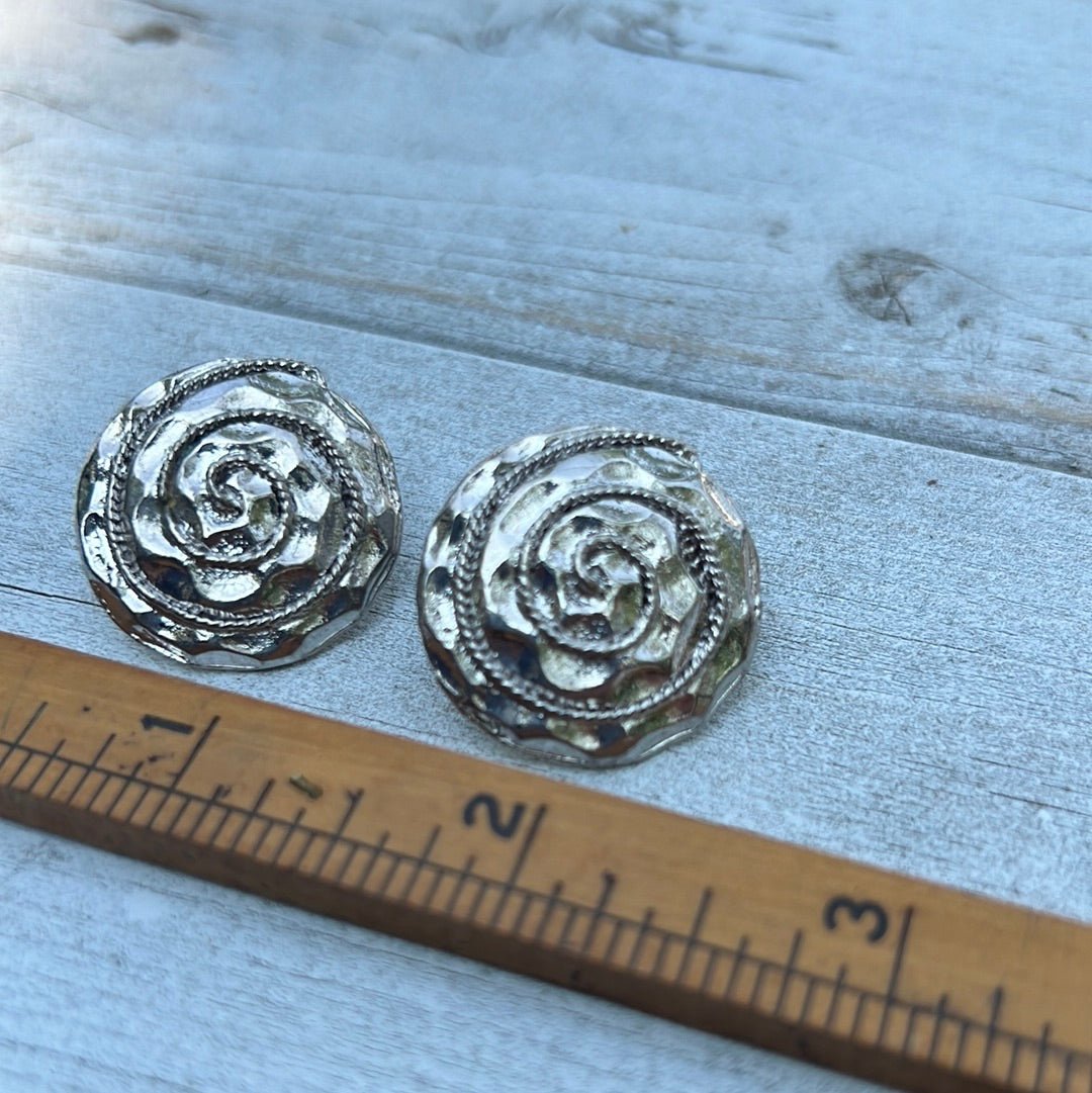 Vintage Silver Swirl Button Earrings - Dirty30 Vintage