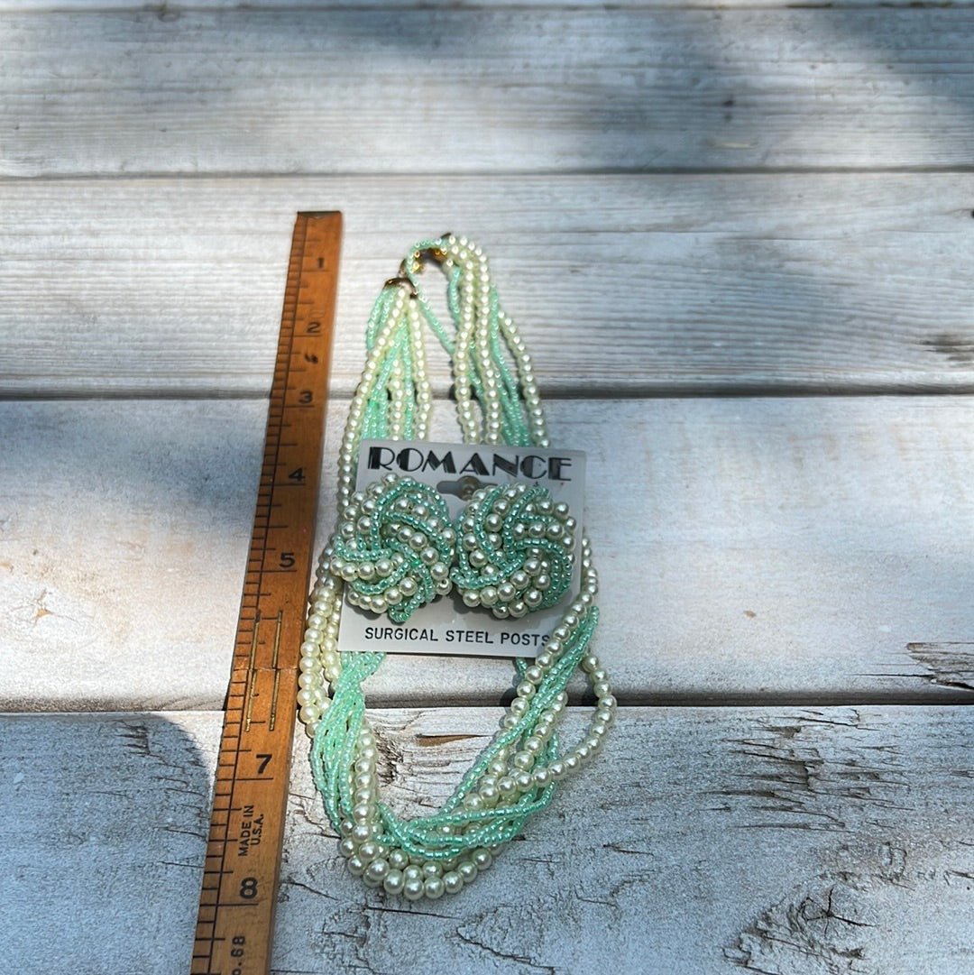 Vintage Twisted Mint Beaded Set - Dirty30 Vintage