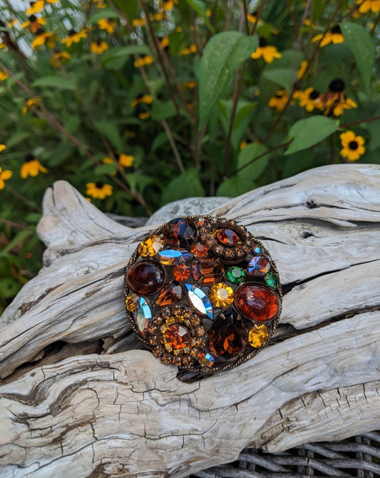 Vintage Weiss Brooch - Dirty30 Vintage