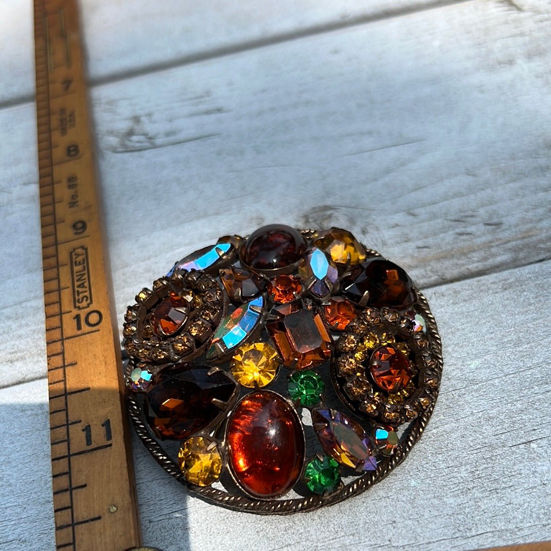 Vintage Weiss Brooch - Dirty30 Vintage