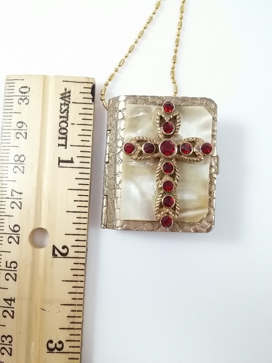 10 Commandment Bible Necklace - Dirty30 Vintage