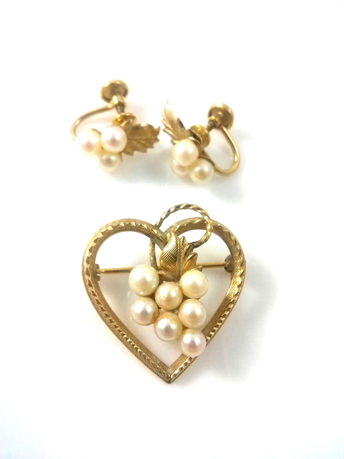 Demi Parure DCE 14KT GF Faux Pearl Screw Back Earrings with Heart Shaped Brooch - Dirty 30 Vintage | Vintage Clothing, Vintage Jewelry, Vintage Accessories
