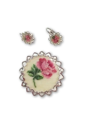 Vintage Needlepoint Tapestry Rose Flower Brooch Pin Pendant Clip Earrings Set