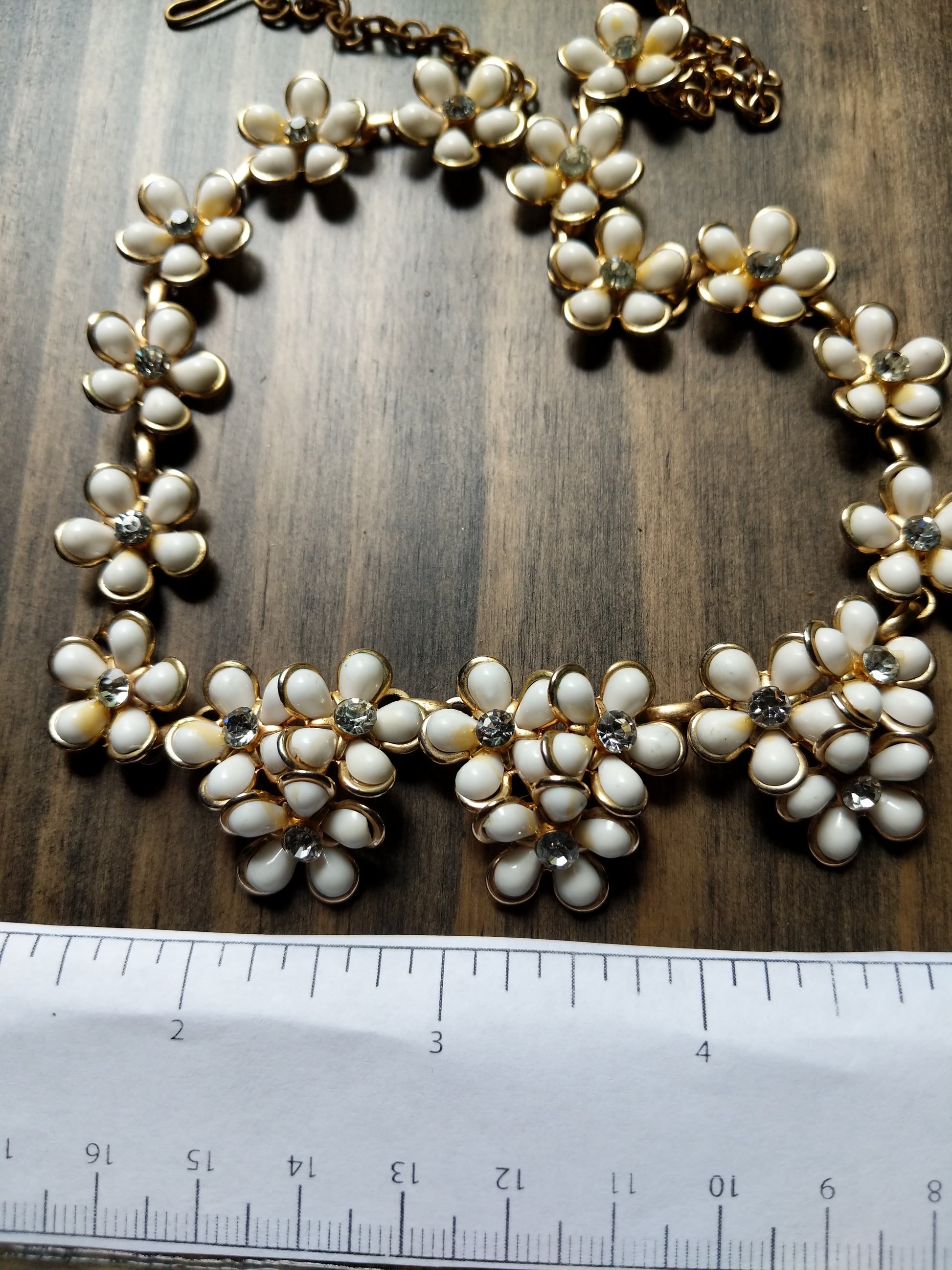 Vintage Necklace White Flower Choker