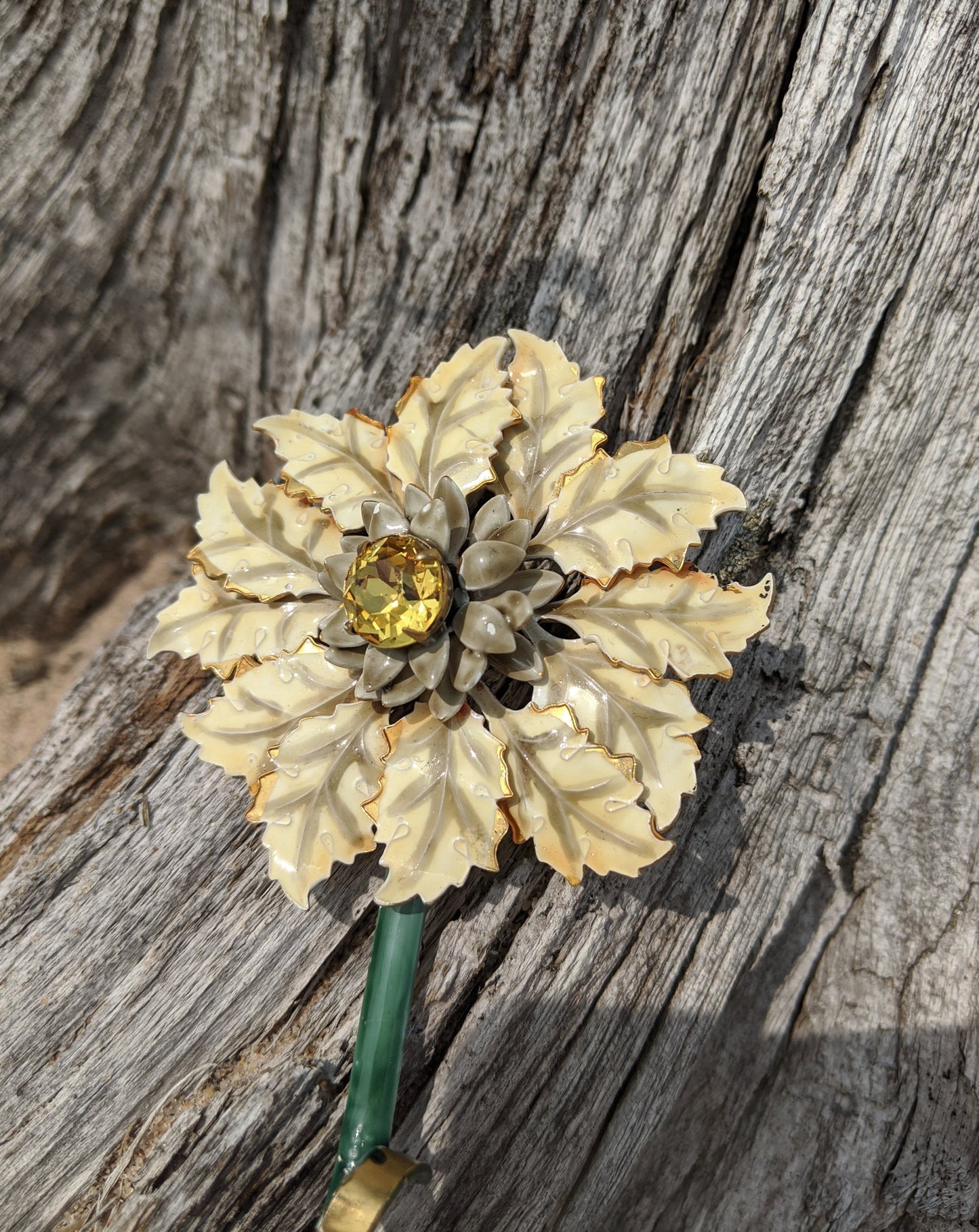 Sandor Flower Brooch