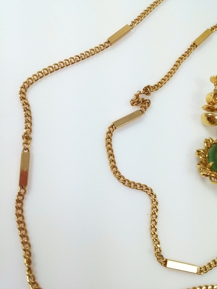 Avon 30" Necklace and Coordinating Earrings - Dirty30 Vintage