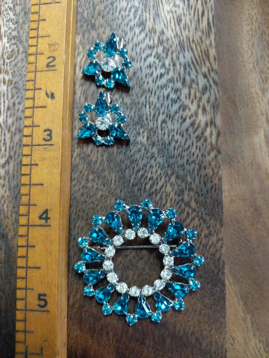 B. David Brooch + Earring Set - Dirty30 Vintage