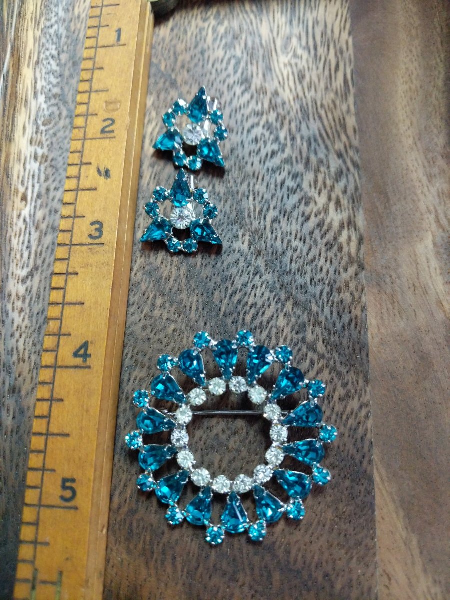 B. David Brooch + Earring Set - Dirty30 Vintage