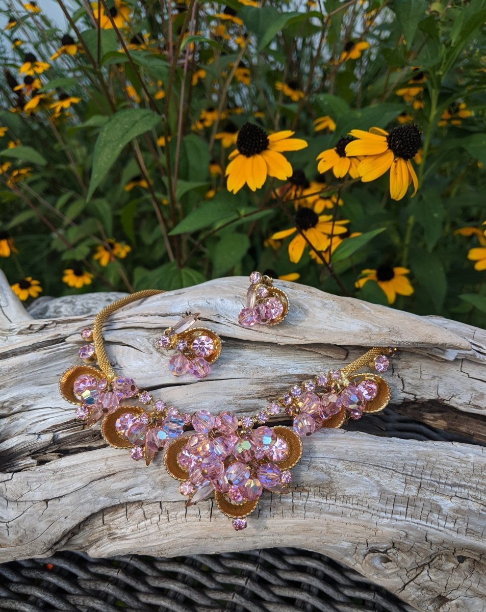 Book Piece: DeLizza and Elster Juliana necklace and matching earrings - Dirty30 Vintage
