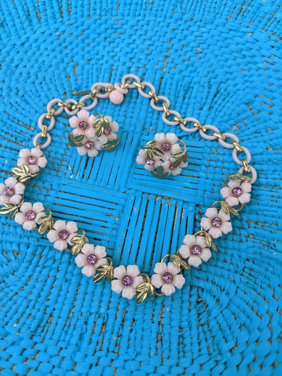 Coro Flower Necklace + Earring Set - Dirty30 Vintage