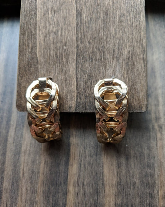 Gold Tone Half Hoop Clip Earrings - Dirty30 Vintage