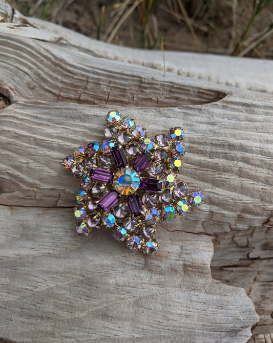 Pinwheel Flower Brooch - Dirty30 Vintage