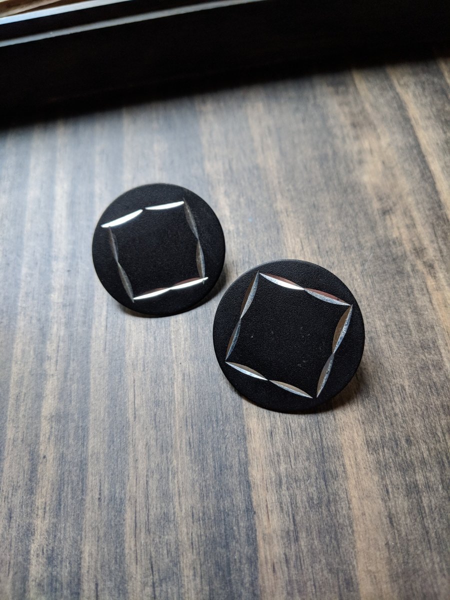 Round Black Silver Cut Earrings - Dirty30 Vintage