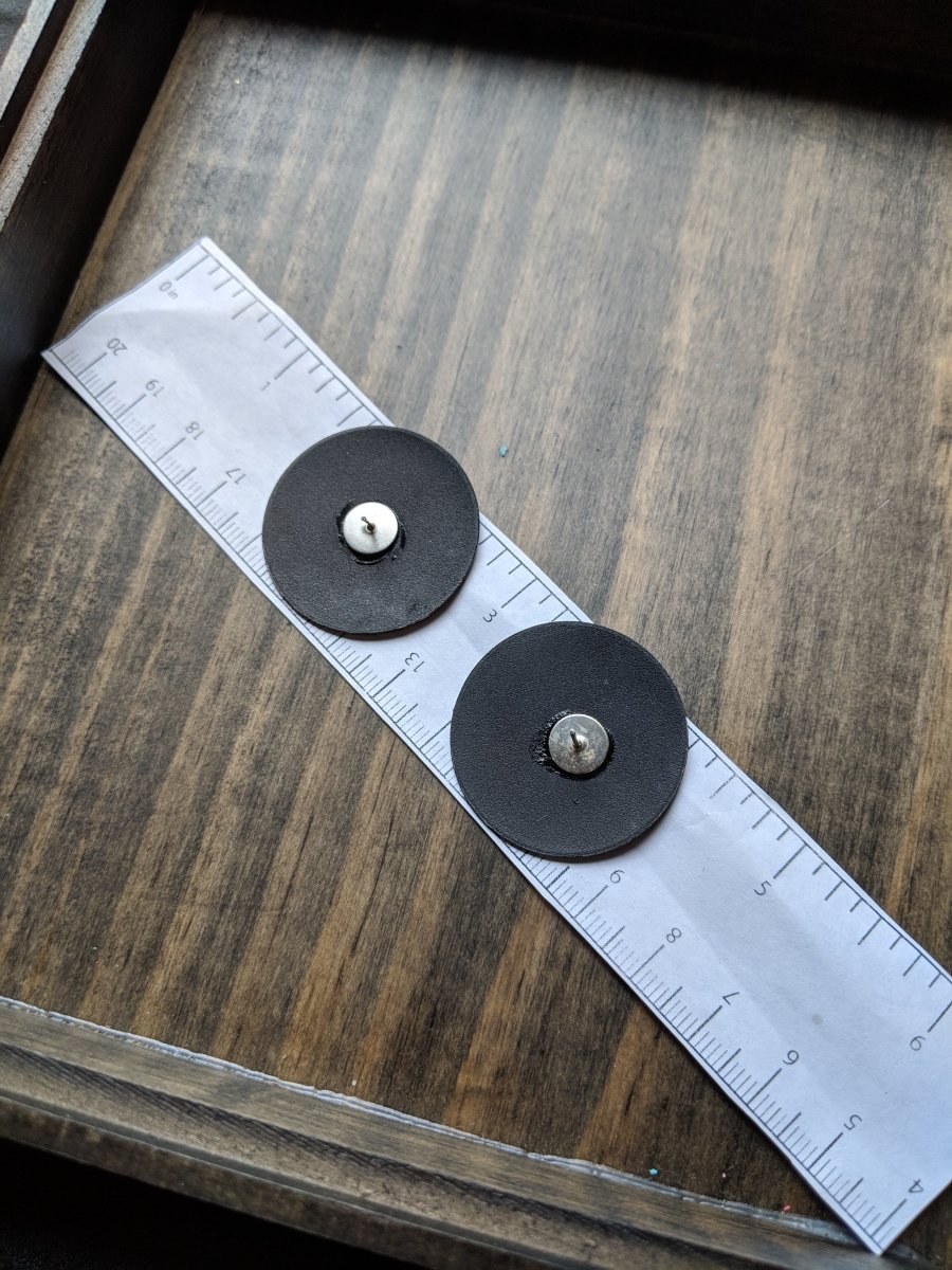 Round Black Silver Cut Earrings - Dirty30 Vintage