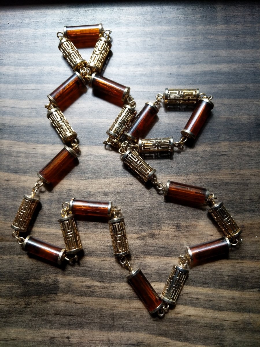 Sarah Coventry Asian Inspired Necklace - Dirty30 Vintage