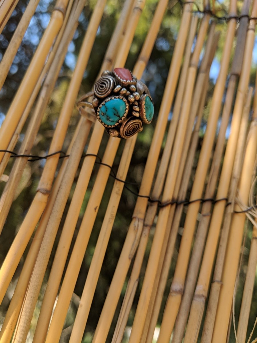 Southwest Turquoise & Coral Ring Size 8.25 - Dirty30 Vintage