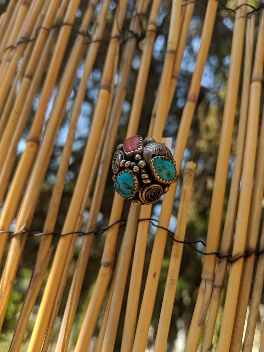 Southwest Turquoise & Coral Ring Size 8.25 - Dirty30 Vintage