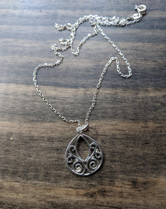 Sterling Silver Necklace - Dirty30 Vintage