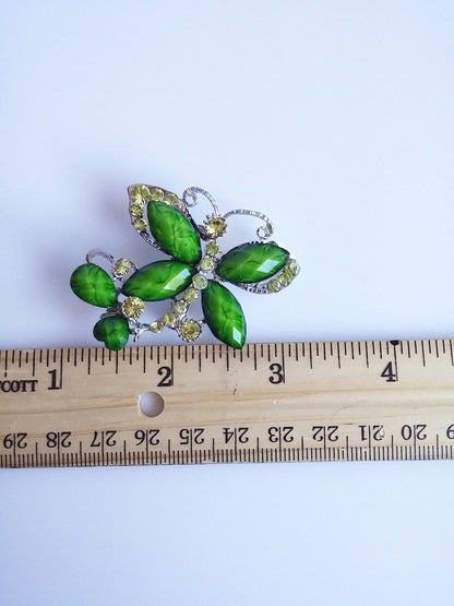 Sweet Butterfly Brooch Green Green Facet Cut Wing Accent w/ Peridot Colored Rhinestone - Dirty30 Vintage