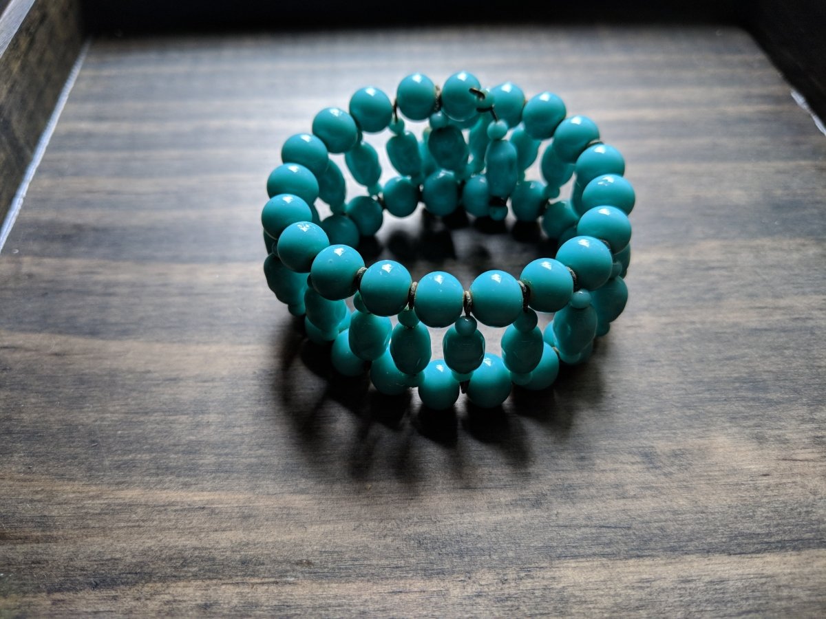 Turquoise Beaded Wire Cuff Bracelet - Dirty30 Vintage
