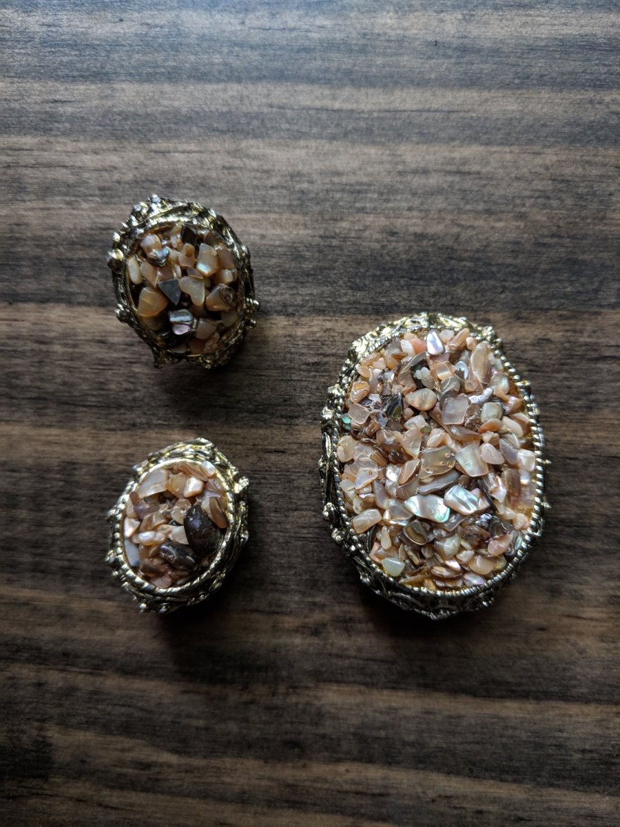 Vintage 50s 60s Chip Shell Demi Brooch and Clip Earrings - Dirty30 Vintage