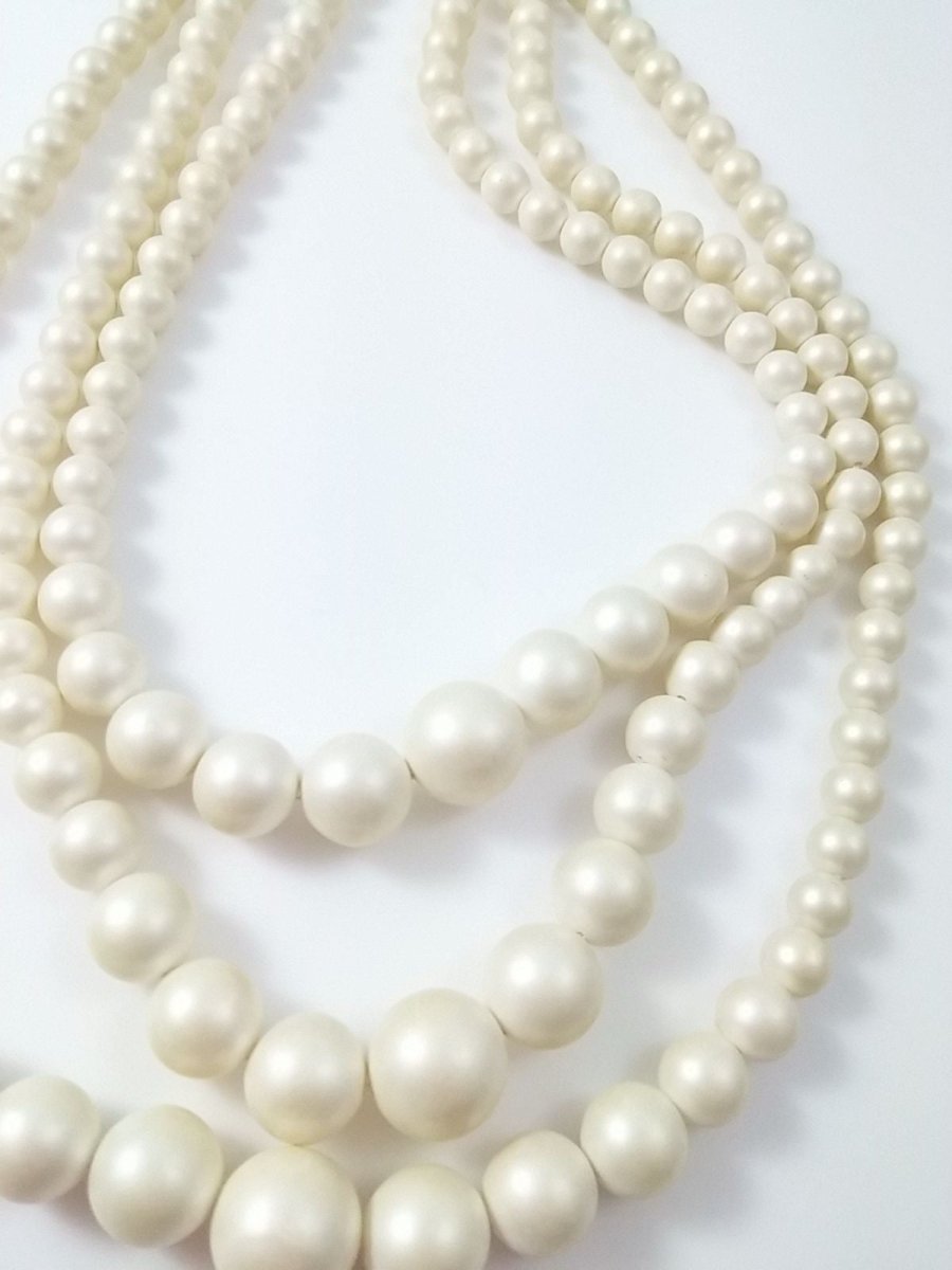 Vintage 50s 60s Necklace Multi Strand Cream Matte Beads Necklace - Dirty30 Vintage