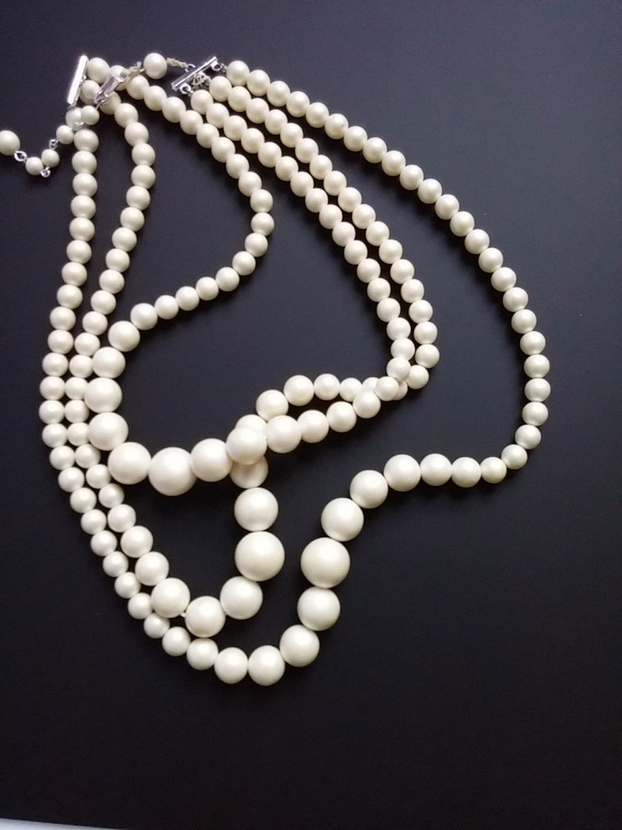 Vintage 50s 60s Necklace Multi Strand Cream Matte Beads Necklace - Dirty30 Vintage
