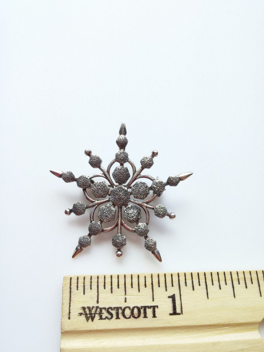 Vintage 50s 60s Snowflake Starburst Pendant Brooch Silver Tone - Dirty30 Vintage