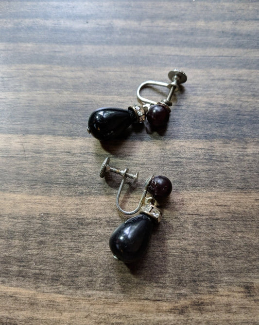 Vintage Art Deco Earrings Black Tear Drop Dangle Screw Back Rhinestone Accent - Dirty30 Vintage
