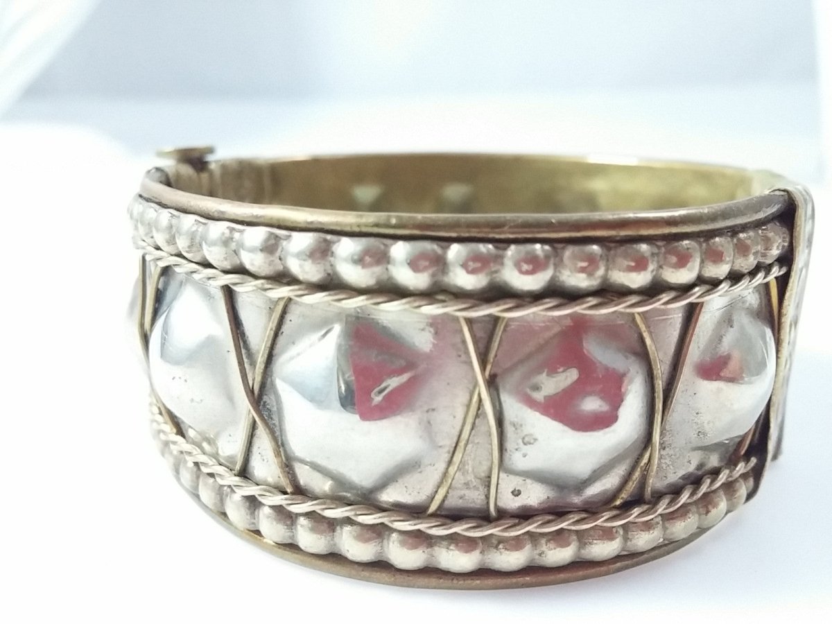 Vintage Bracelet Bangle Brass Tone Push Pin Hinged Cuff Bold - Dirty30 Vintage