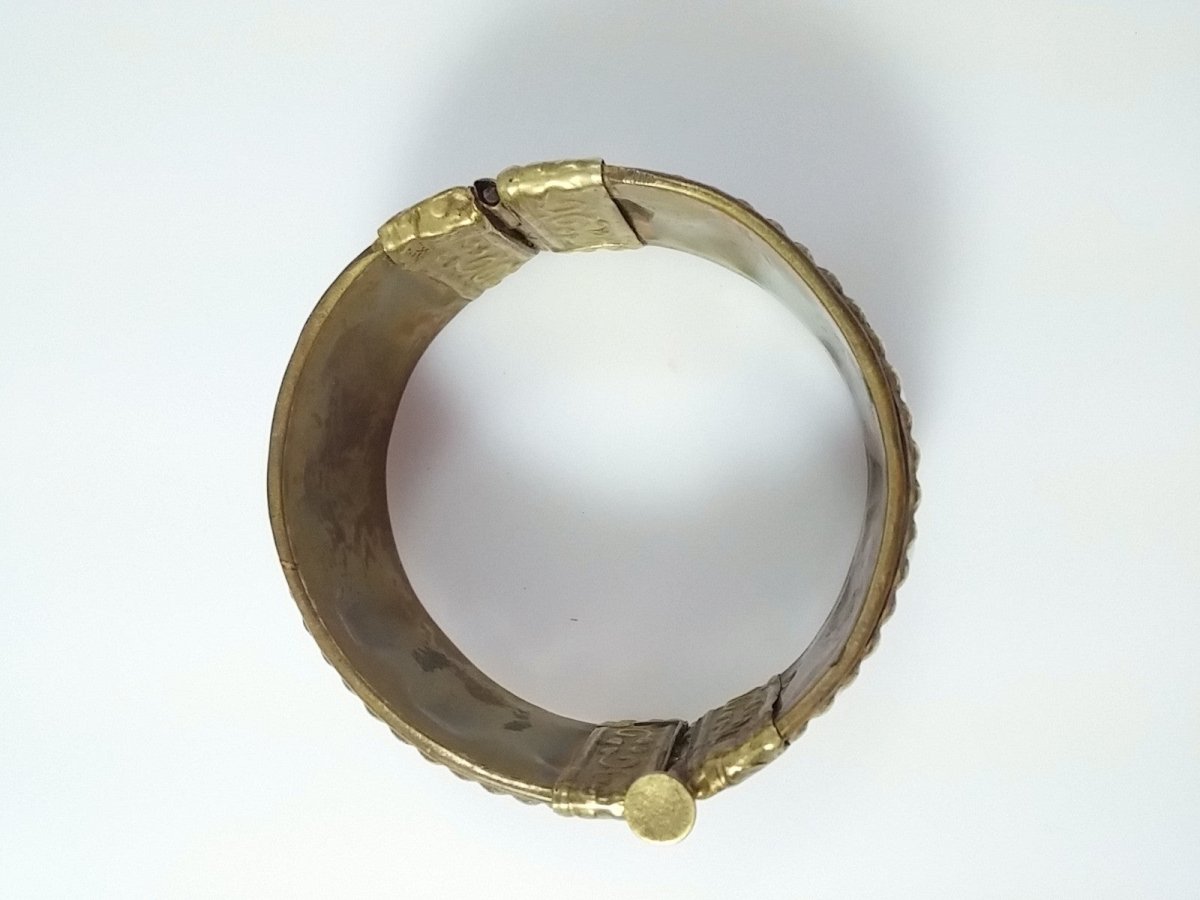 Vintage Bracelet Bangle Brass Tone Push Pin Hinged Cuff Bold - Dirty30 Vintage