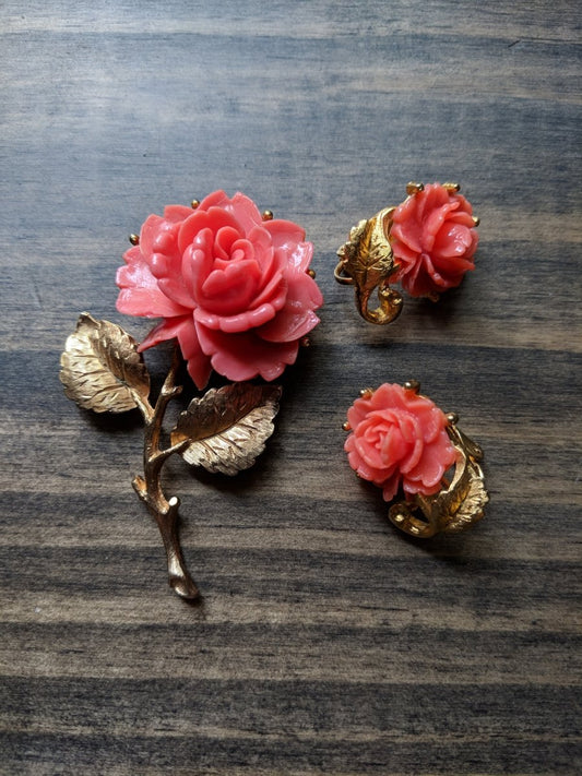Vintage Brooch & Earrings Demi Coral Colored Carved Rose Pin w/ matching Earrings - Dirty30 Vintage