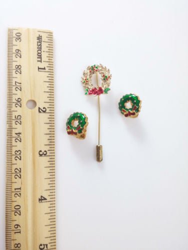 Vintage Christmas Set Wreath Brooch / Lapel Pin and Clip Earrings - Dirty30 Vintage