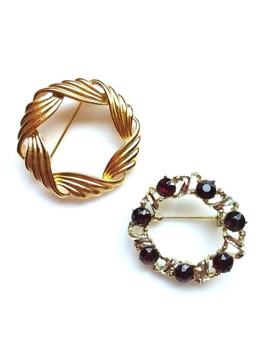 Vintage Circle Brooch Pair - Gold Tone Wreath Design w/ Garnet Colored Stones - Dirty30 Vintage