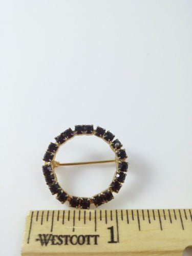 Vintage Circle Brooch - Red Glass Stones Gold Tone - Dirty30 Vintage