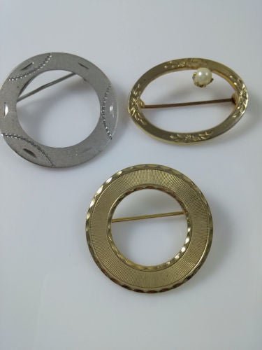 Vintage Circle Brooch Set of 3 Gold Silver Tone Faux Pearl Accent - Dirty30 Vintage