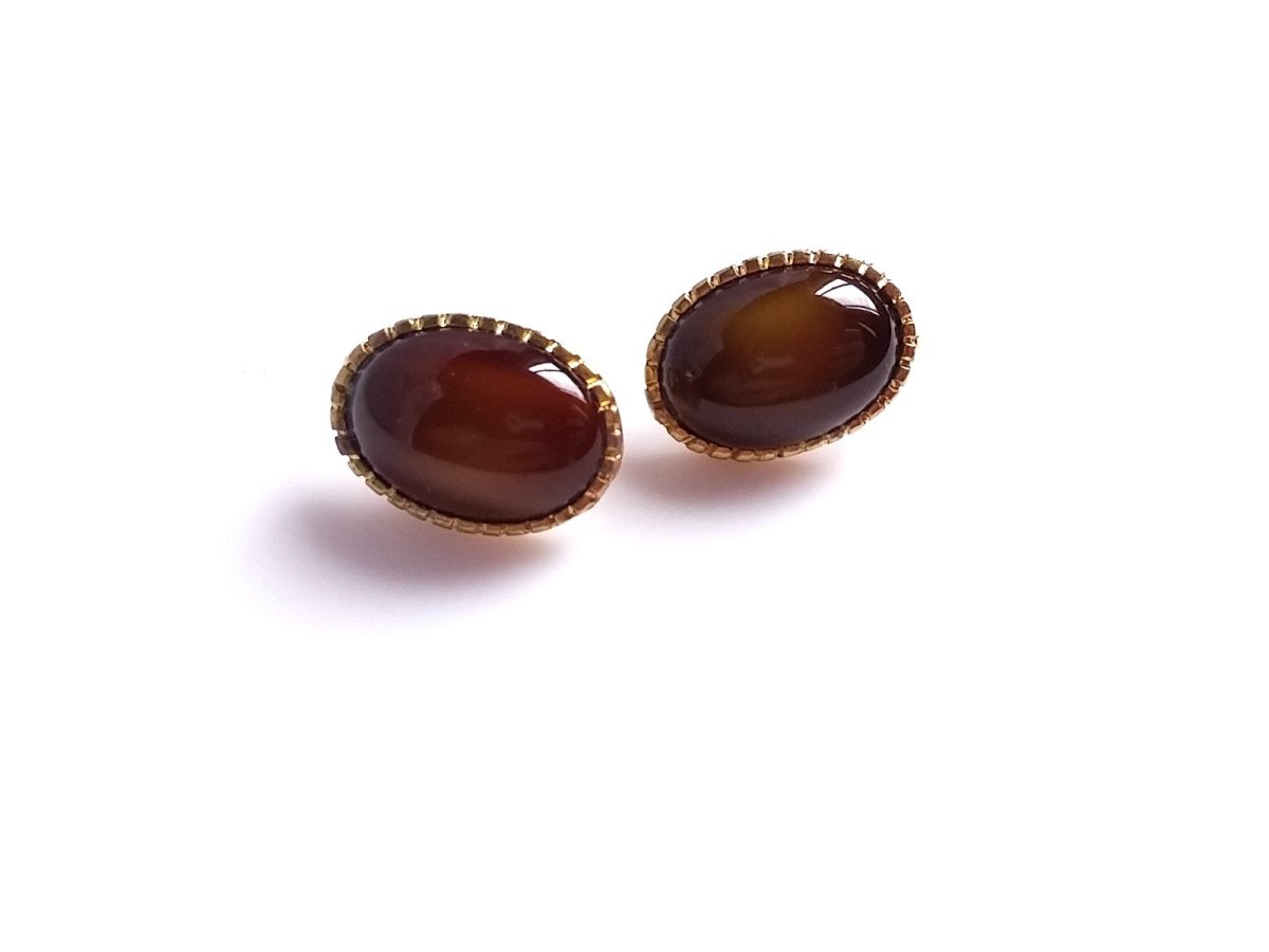 Vintage Earrings Oval Shaped Brown Center Stone - Dirty30 Vintage