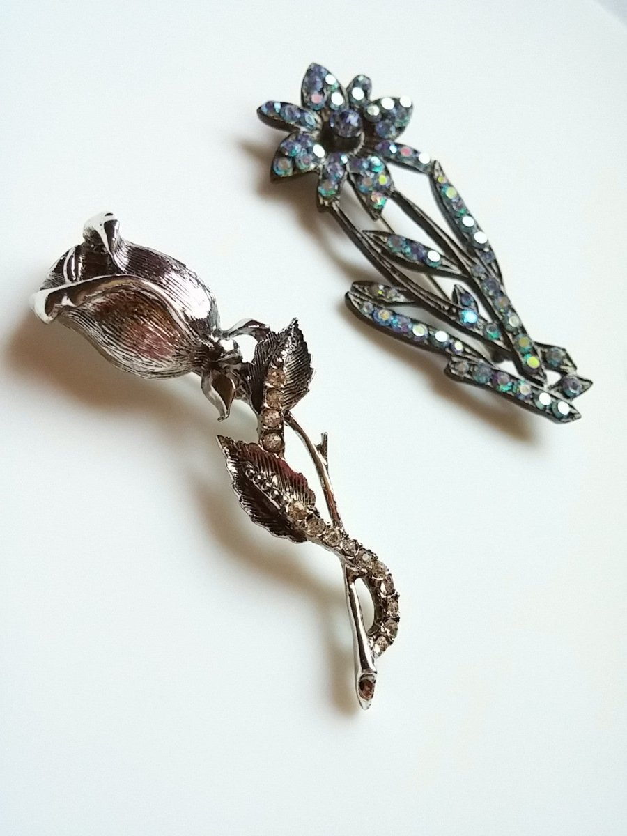 Vintage Floral Rose Bud Brooch Duo - Dirty30 Vintage