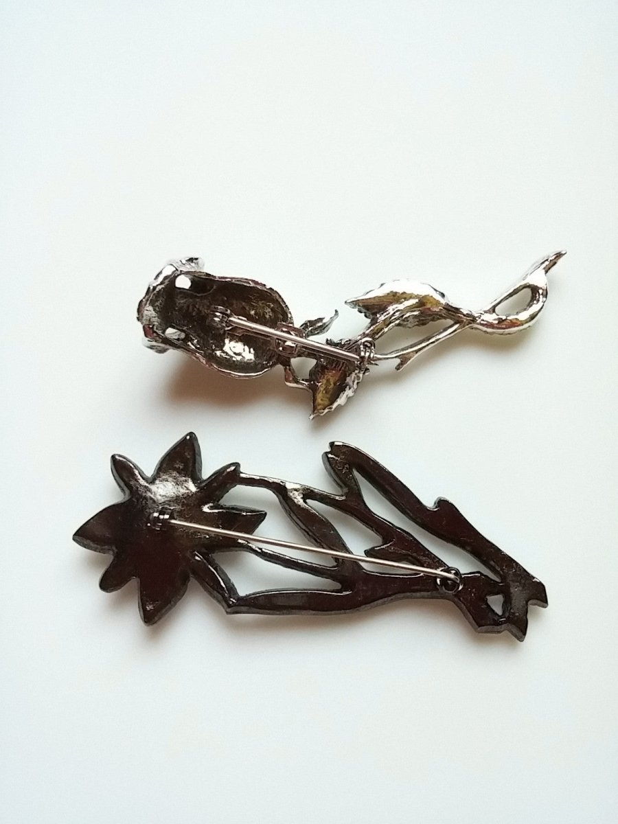 Vintage Floral Rose Bud Brooch Duo - Dirty30 Vintage