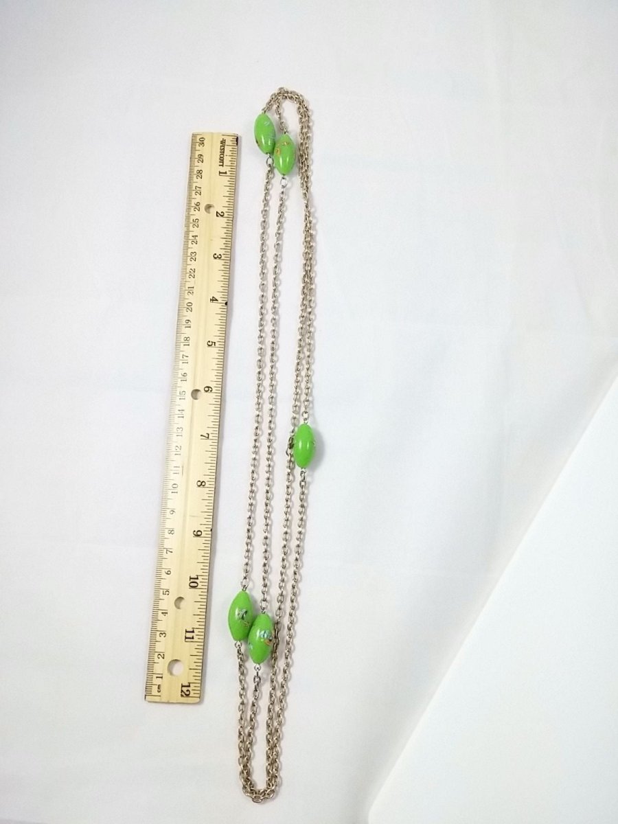 Vintage Green Glass Necklace - Dirty30 Vintage