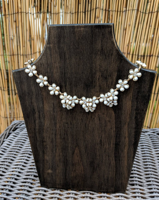 Vintage Necklace White Flower Choker - Dirty30 Vintage