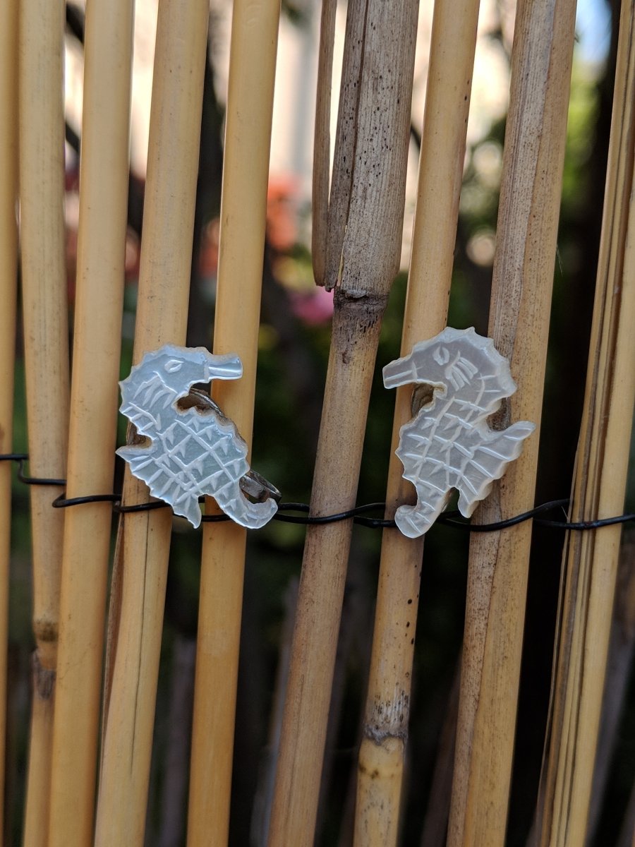 Vintage Seahorse Carved Shell Earrings - Dirty30 Vintage